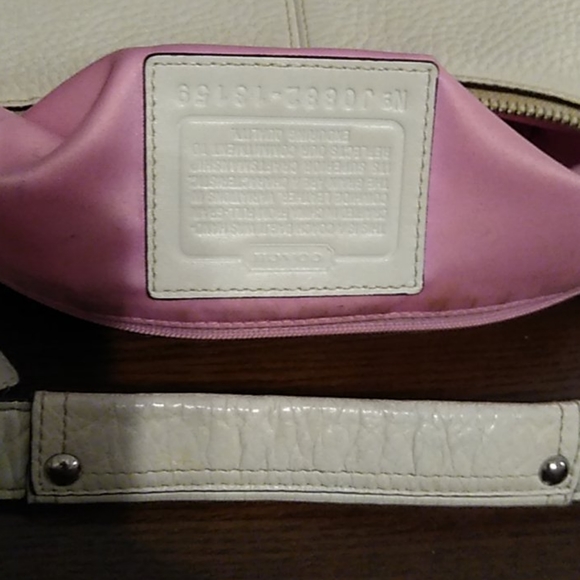 Coach - Picture 8 of 8